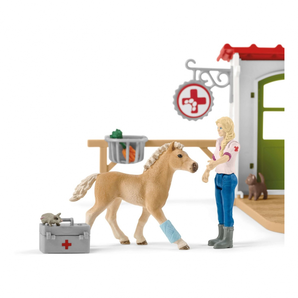 Набор Schleich Ветеринарная клиника с животными 42502 от Schleich за 13 199  руб. Купить в официальном магазине Schleich